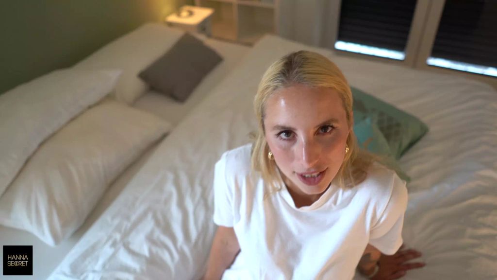 sexy foto nr. 1 von UMZUGSHELFERIN ! STEHTS HILFTSBEREIT