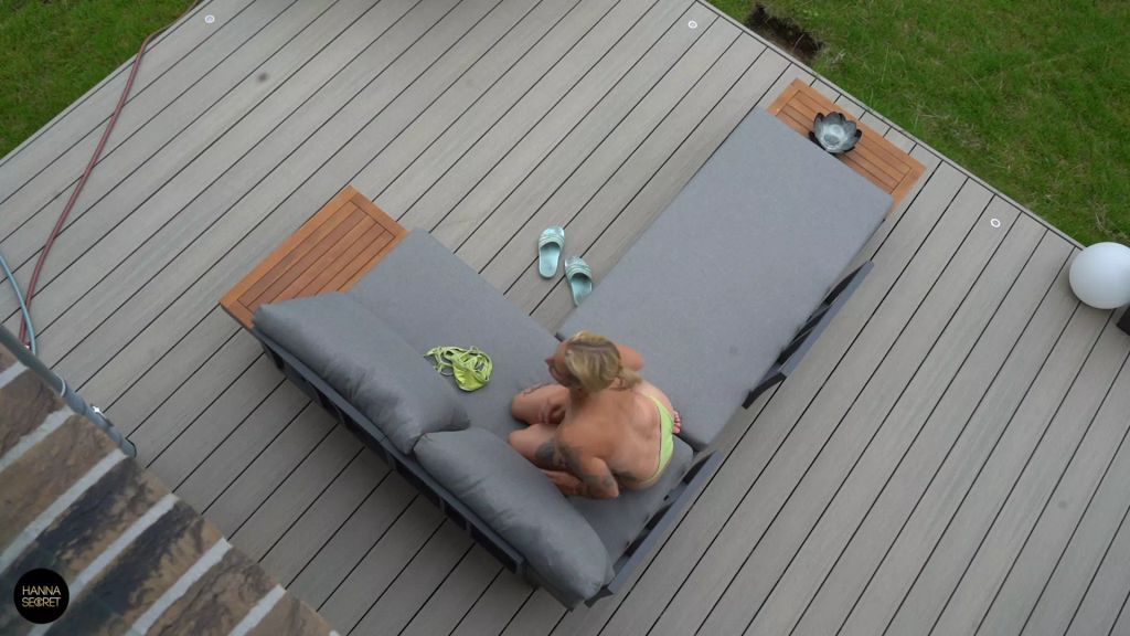 sexy foto nr. 4 von PERVERS ! VOM NACHBARN HEIMLICH BESPANNERT !