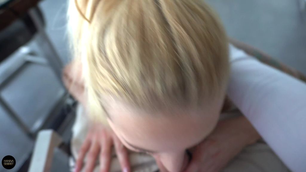sexy foto nr. 4 von DEVOTES STÜCK - SCHLUCKEN STATT SPUCKEN !!!