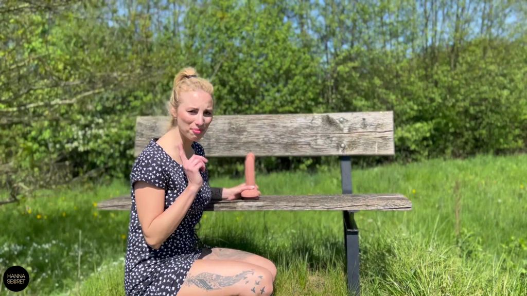 sexy foto nr. 4 von ANZEIGE ? SUPERDREIST ! ÜBERRASCHUNG AUF DER PARKBANK!