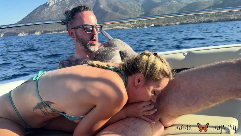 Vorschaubild 4 zum Video „Riesenschwanz fickt mich ohne Kondom auf dem Schnellboot!“