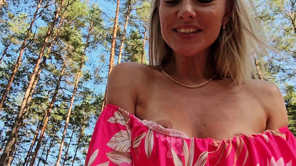 sexy foto nr. 7 von Tourist (Spanner) fickte mich im Wald zum Höhepunkt.Creampie