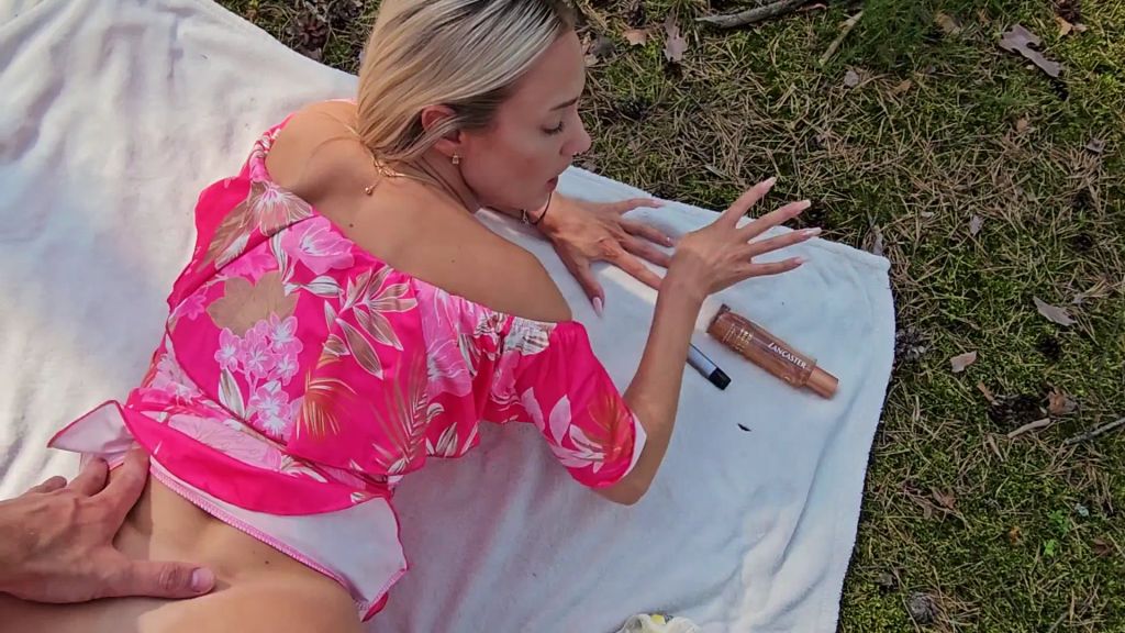 sexy foto nr. 8 von Tourist (Spanner) fickte mich im Wald zum Höhepunkt.Creampie