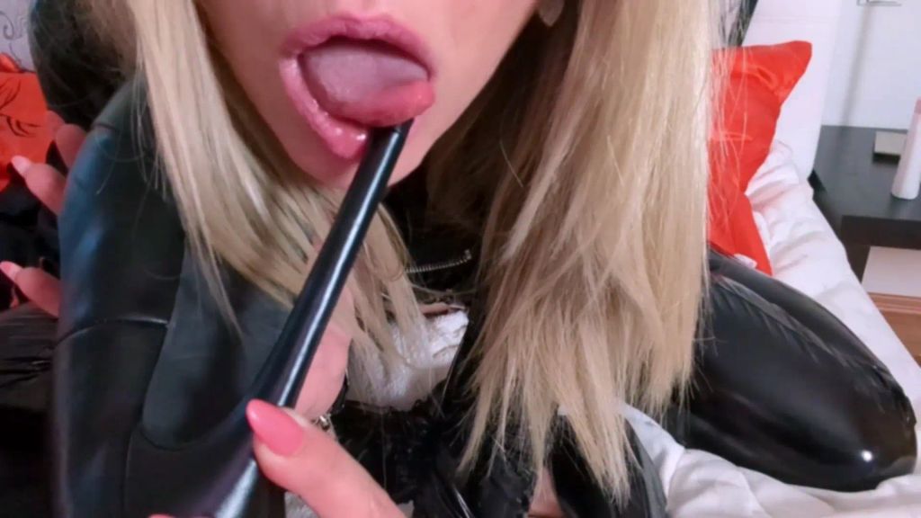 sexy foto nr. 5 von VickyFox Lack Edition -Extrem Masturbation Fisting KRASS