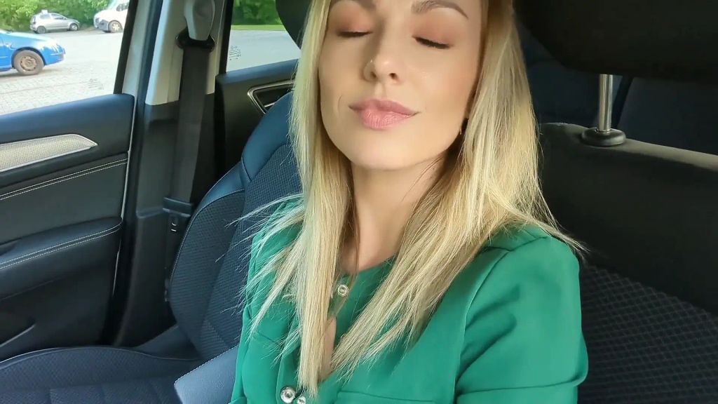 sexy foto nr. 1 von "Sittenstrolch-Treff" Parkplatz für spontane Geilheit.KRASS