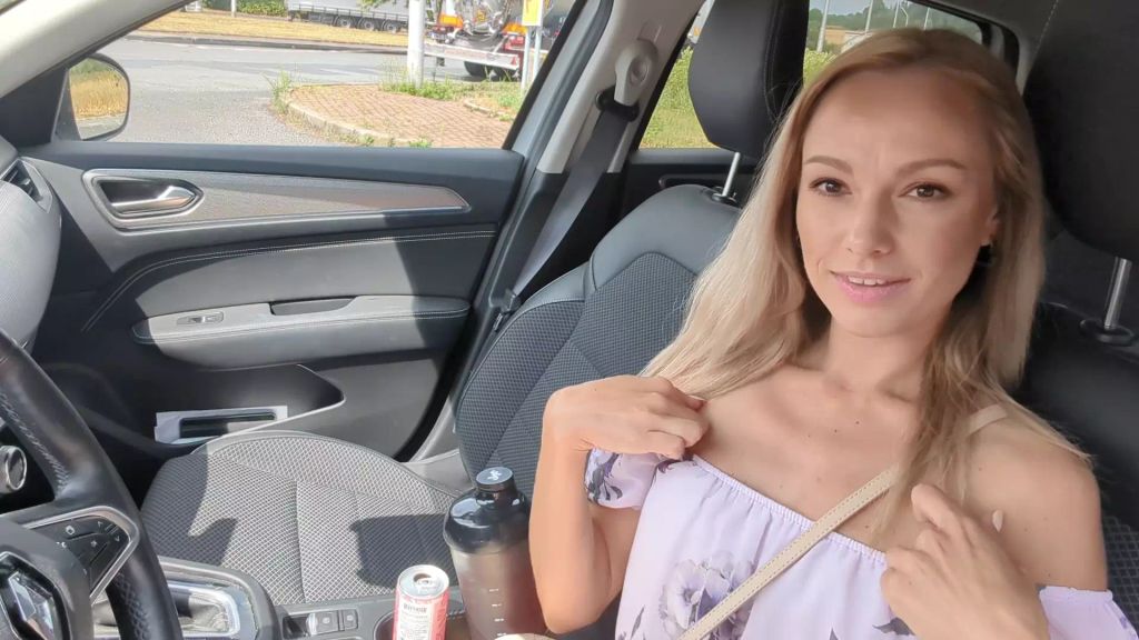 sexy foto nr. 2 von Einmal ficken aber hart ..Ähm Einmal Chicken mit Salat :)