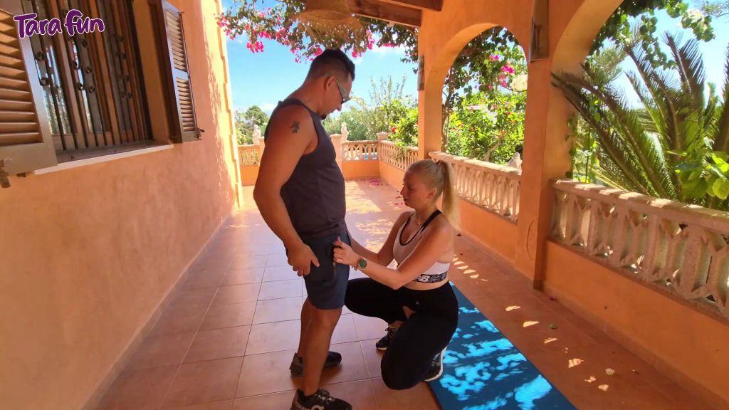 sexy foto nr. 6 von Beim FICKNESStrainer die Hose geplatzt - der Typ STOPFT mir