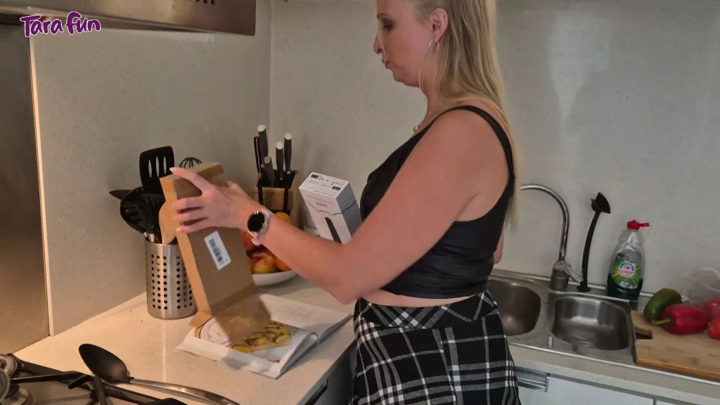 sexy foto nr. 3 von *MEGA SQUIRT* - ORGASMUS Fontäne mit dem "Küchengerät"