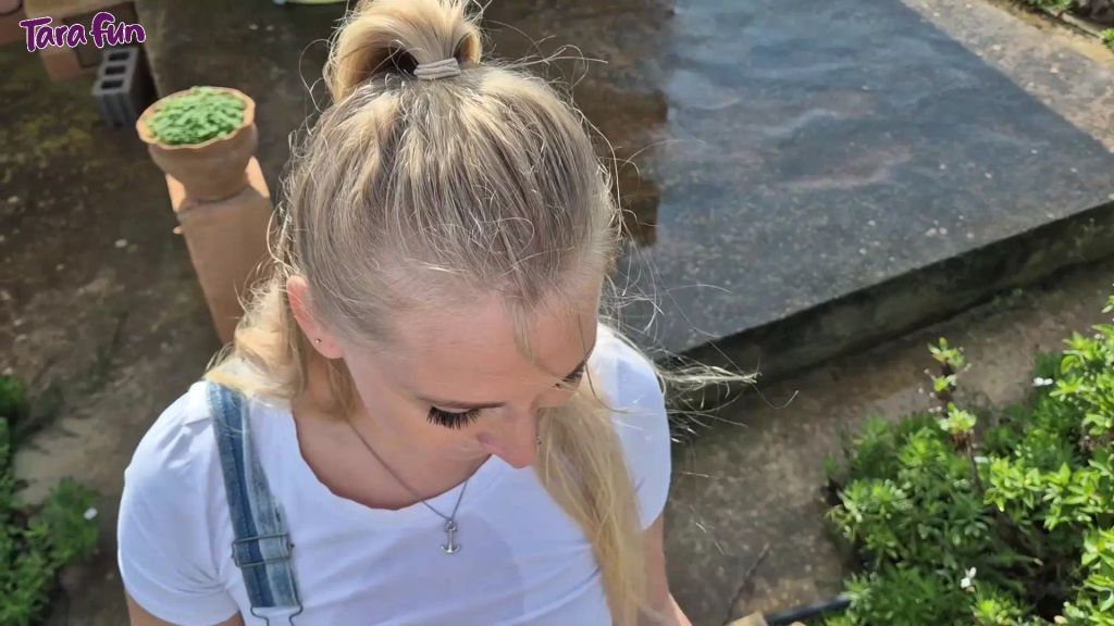 sexy foto nr. 2 von Bauleiter völlig ESKALIERT - Aus Rache in den Helm GEPISST