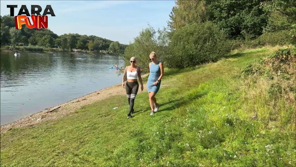 sexy foto nr. 1 von PUBLIC und JEDER kann es sehen!