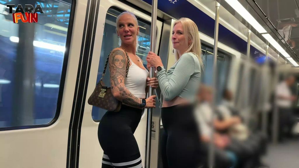 sexy foto nr. 2 von Alle Toiletten besetzt - Dann pissen wir eben ins Parkhaus!