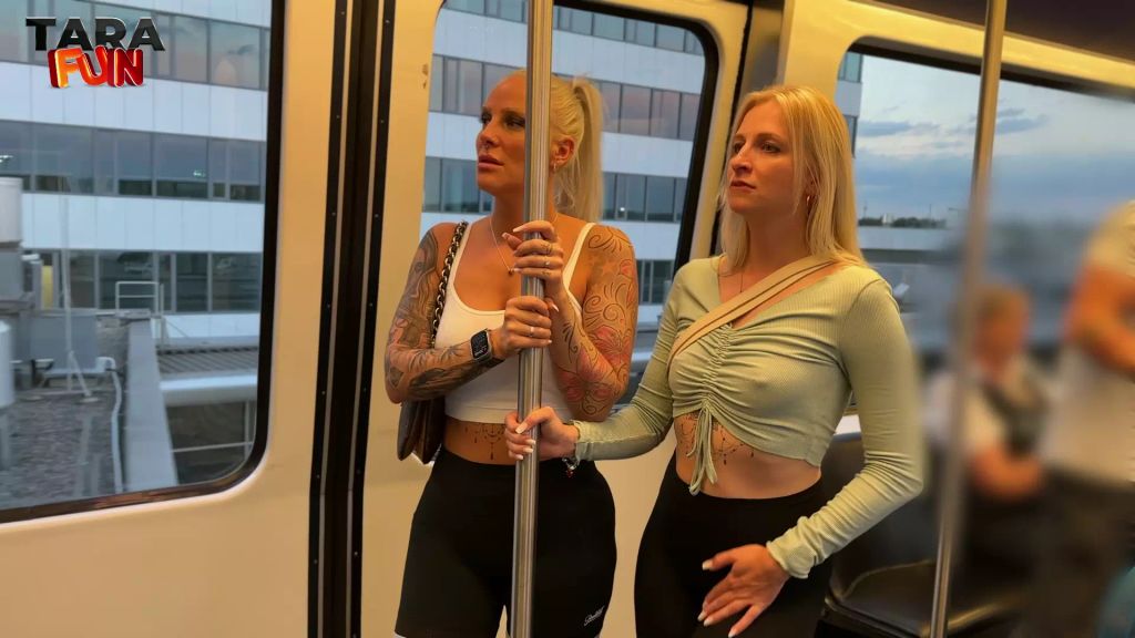 sexy foto nr. 3 von Alle Toiletten besetzt - Dann pissen wir eben ins Parkhaus!