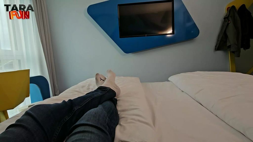sexy foto nr. 1 von Besuch im Hotel FUCK - der BESONDERE Roomservice