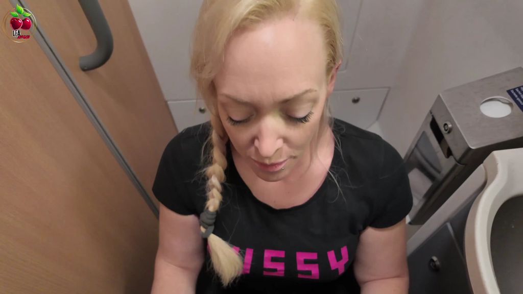 sexy foto nr. 3 von DER SCHNELLSTE BJ DEUSCHTLANDS | Mit 270km/h