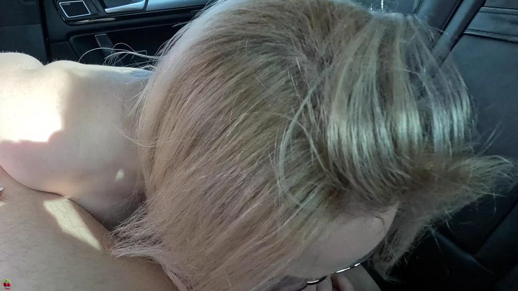 Vorschaubild 5 zum Video „Fremdfick im Auto! Handjob? Blowjob? FICKEN!“