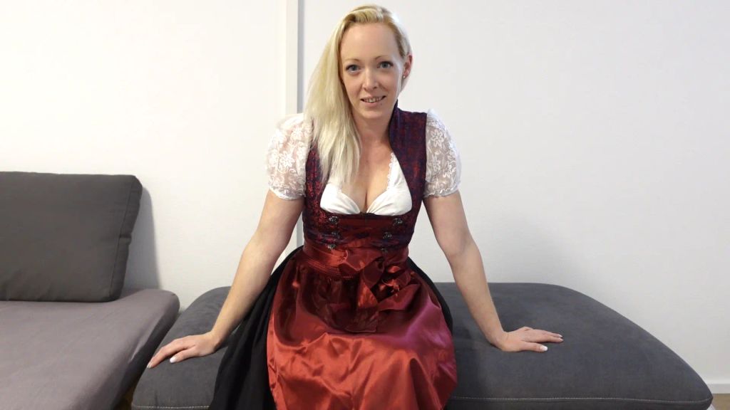 sexy foto nr. 2 von Wenn das die Familie erfährt! Ich spiele zum 1x an meiner Pu