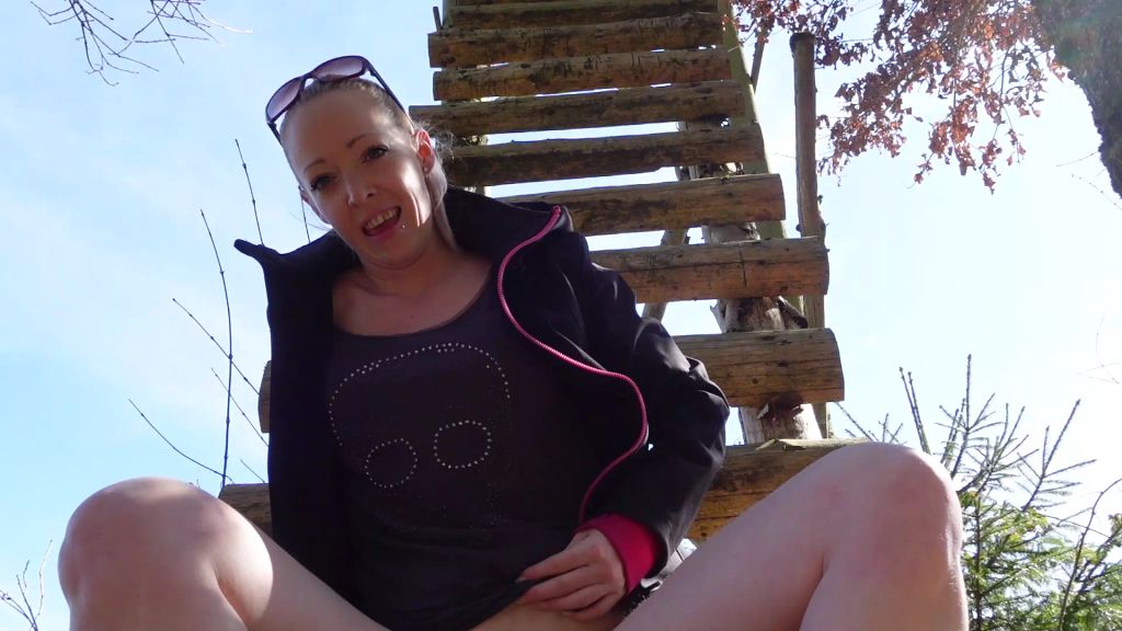 sexy foto nr. 5 von NS im Wald