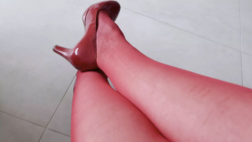 Vorschaubild 5 zum Video „Rot ist Beautiful“