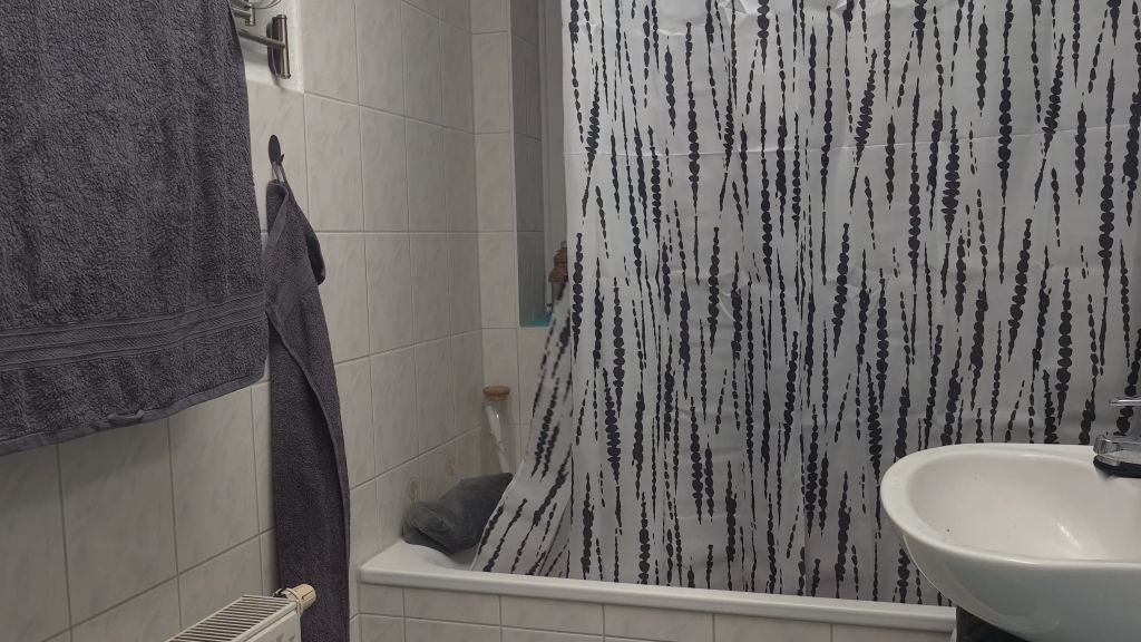 sexy foto nr. 2 von Frisch geduscht und dreckig (mit einer Zahnbürste) gemacht!