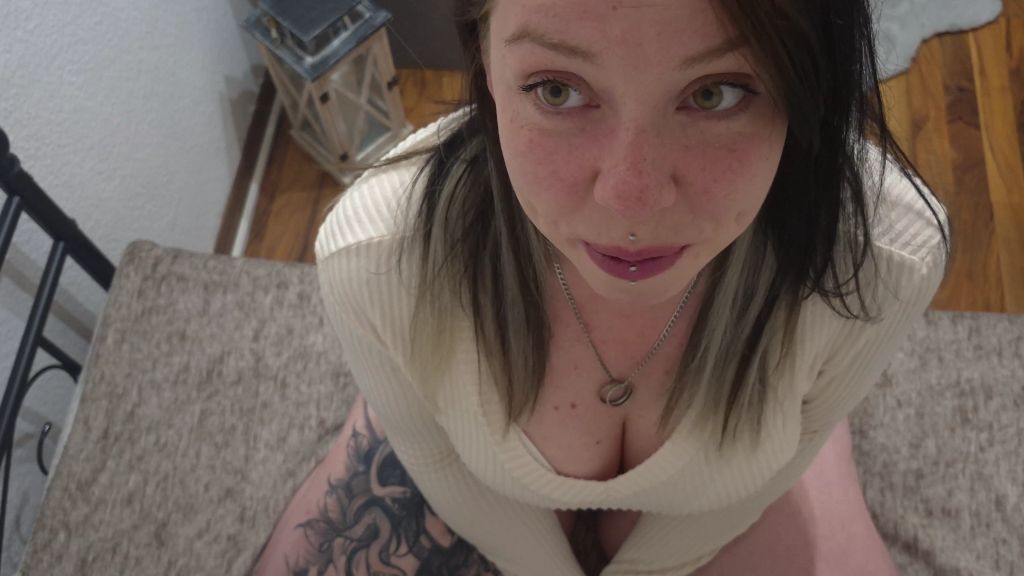sexy foto nr. 1 von HEFTIGE Squirt Eskalation!! Von Kopf bis Fuß vollgespritzt