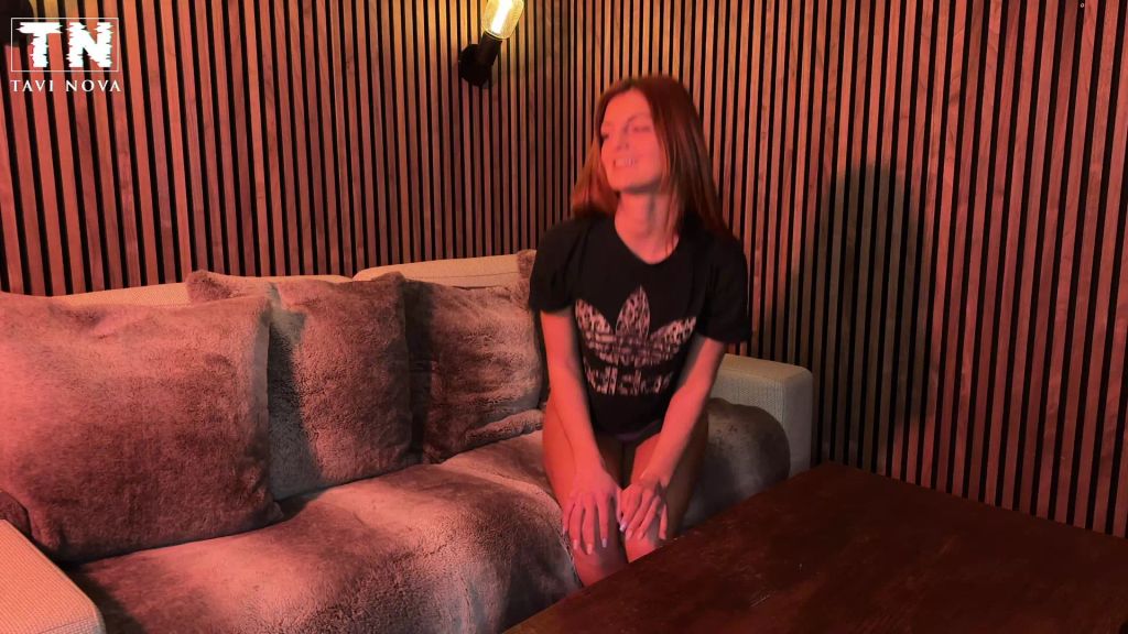 sexy foto nr. 5 von TAVI'S SEX GESCHICHTEN - DAS LESBENEXPERIMENT
