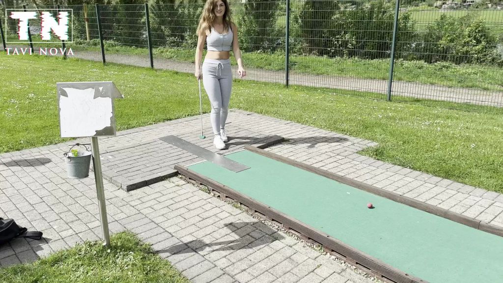 sexy foto nr. 1 von MINIGOLF XTREM! JETZT WIRD EINGELOCHT!