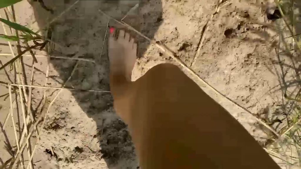 sexy foto nr. 1 von PIPI am ELBSTRAND!!!