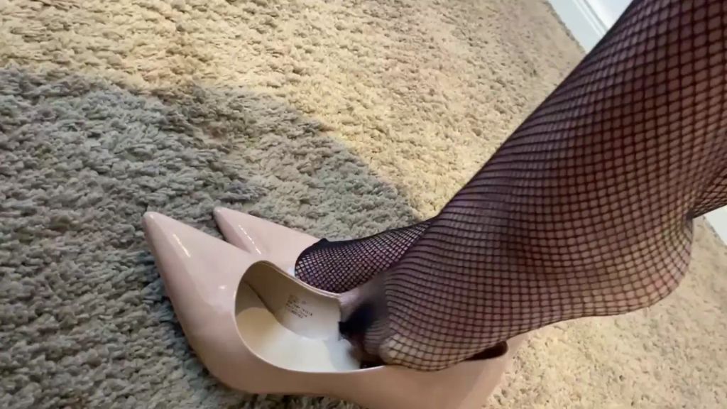 sexy foto nr. 2 von NETZSTRÜMPFE und PUMPS!! Stehst du drauf???