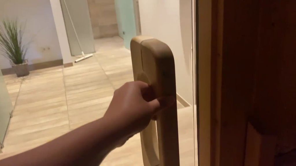 sexy foto nr. 2 von Allein in der Sauna!!! Ich machs mir selbst!!