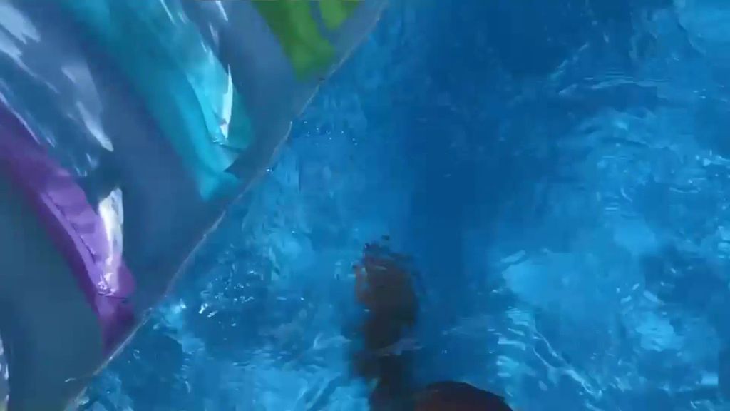 sexy foto nr. 1 von POOL ORGASMUS!!! Unter Wasser !!!