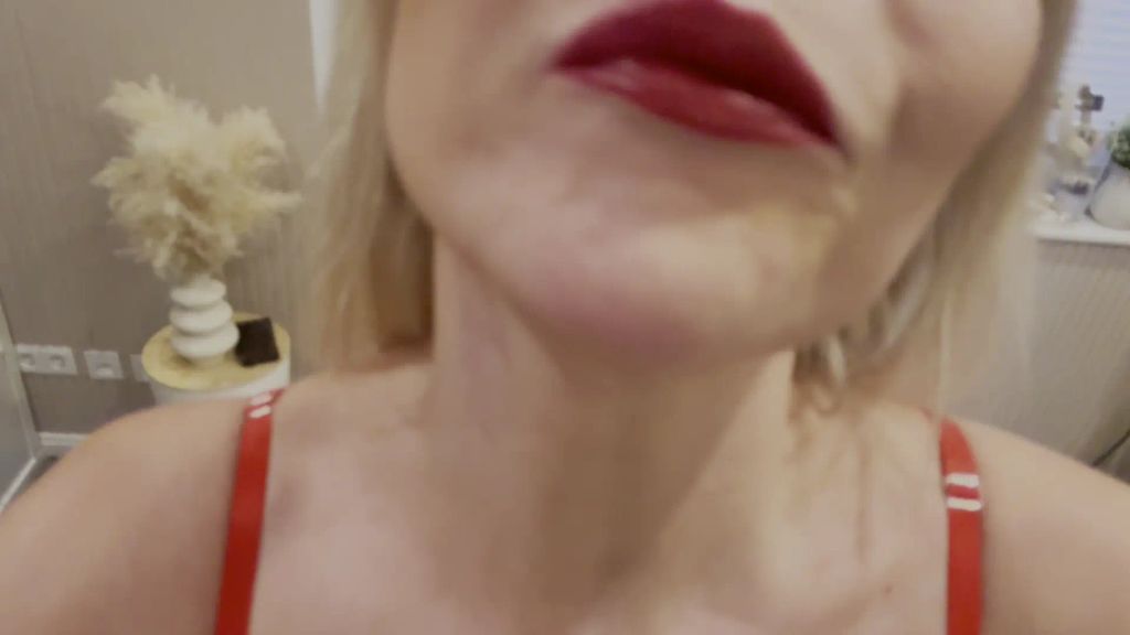 sexy foto nr. 5 von Dicke Sperma Titten im Lack Body!!!