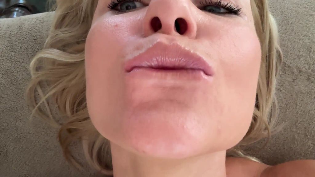 Vorschaubild 9 zum Video „Cum in my Mouth !!!“