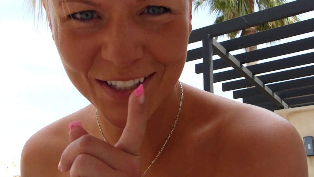 sexy foto nr. 4 von URLAUBS- TRIP artet aus!!! Heimlicher Orgasmus am Morgen!