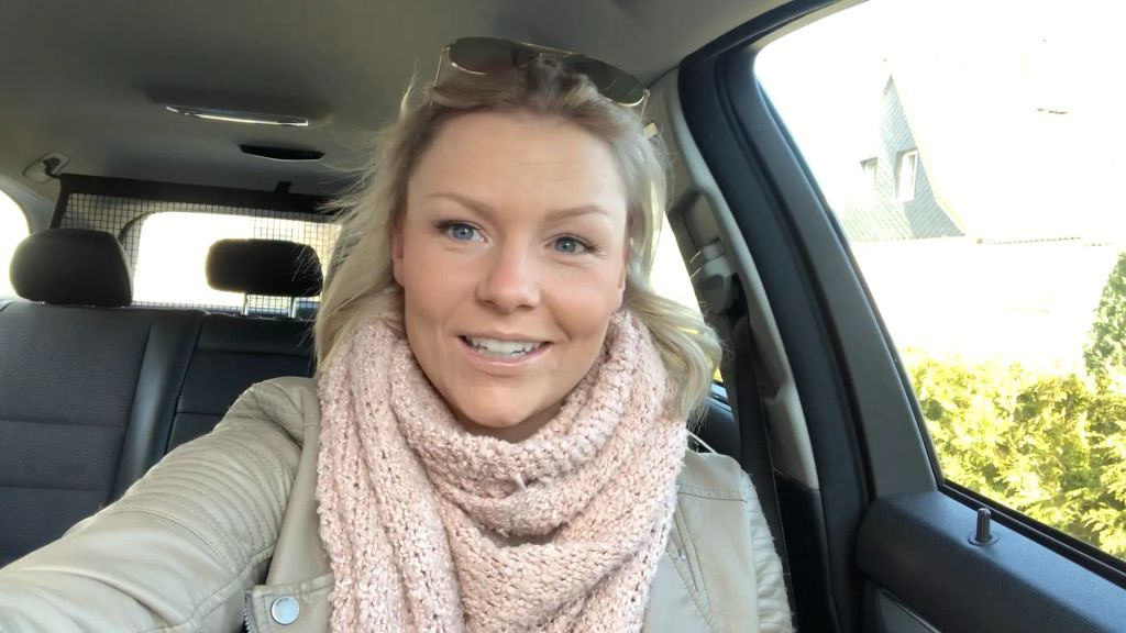 sexy foto nr. 2 von UNGLAUBLICH!!!!!! SHOPPING TOUR mit HÖHEPUNKT!!!!!