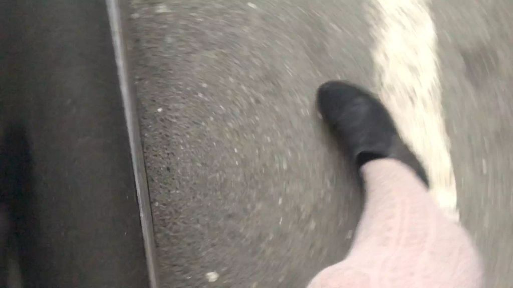 sexy foto nr. 4 von Die Lust überkommt mich jedes Mal beim Einkaufen!!!