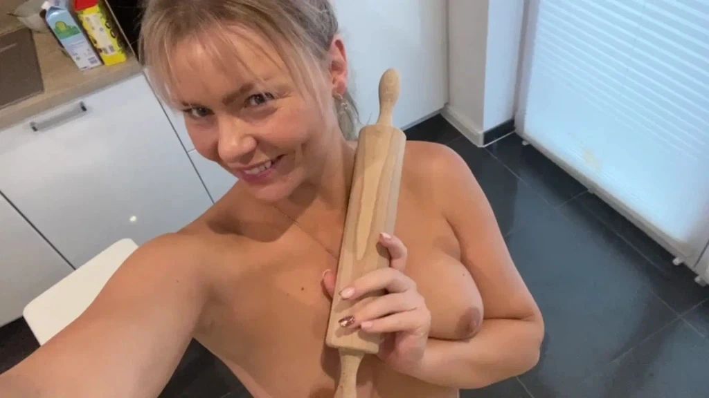 sexy foto nr. 10 von dirty Christmas!!! Quicky mit dem Nudelholz!!