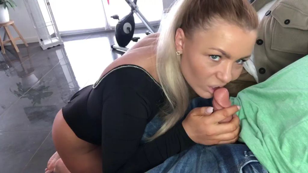 sexy foto nr. 2 von 3 er Ritt und Blowjob! Würdest du mich auch teilen??