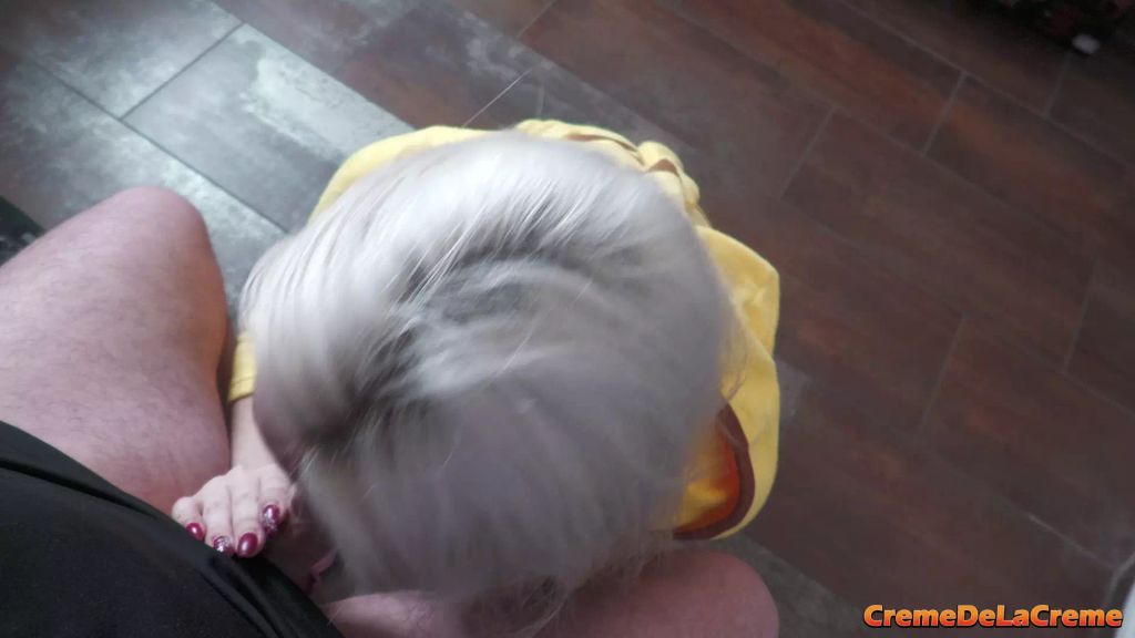 sexy foto nr. 6 von Pikachu Girl vs. Sperma
