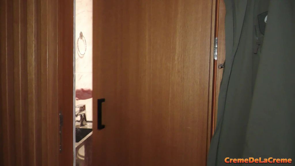 sexy foto nr. 3 von Luxus-Dusche aus Mamor vollgepinkelt