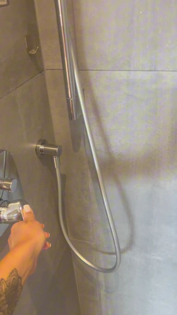 sexy foto nr. 1 von Kommst du mit unter die Dusche, Baby? 😈🚿