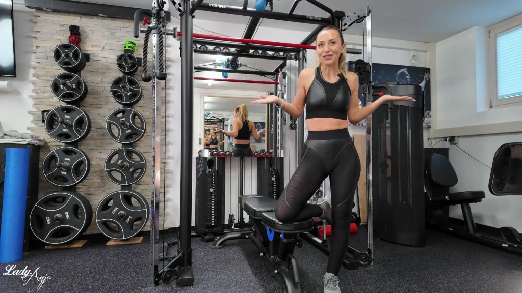 sexy foto nr. 1 von Suchtfotzen-Training! Schnüffeln und wichsen!