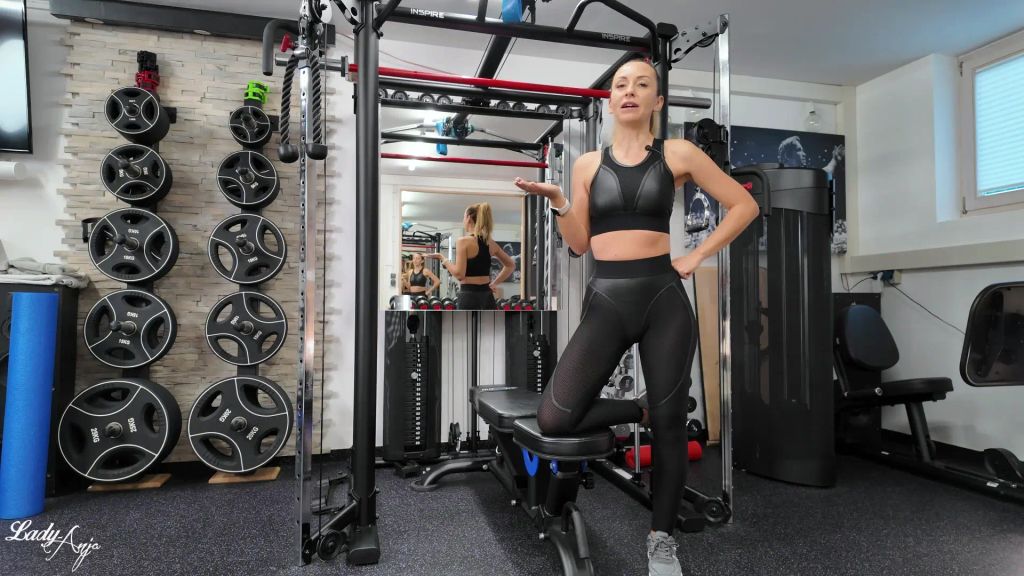 sexy foto nr. 2 von Suchtfotzen-Training! Schnüffeln und wichsen!