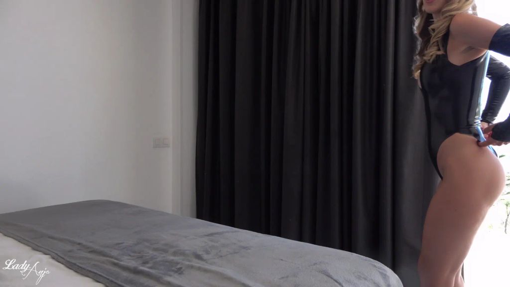 sexy foto nr. 2 von Der Wichs-Timer Teil 10: Schmerzvolles Aufwärmen