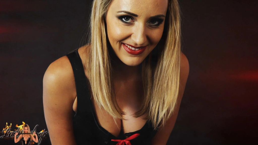 sexy foto nr. 9 von Halloween Loserporn: Zwischen Himmel und Hölle