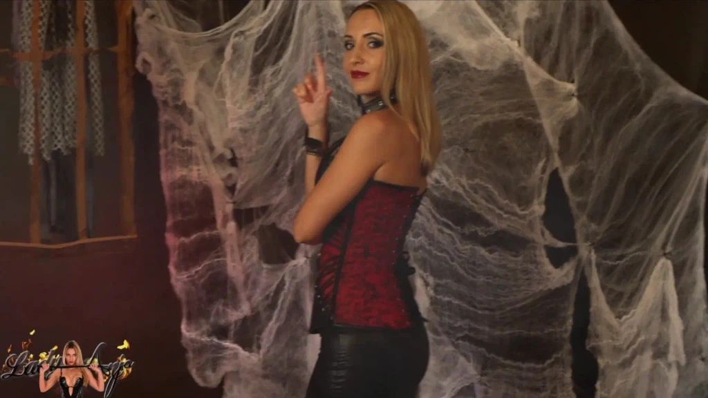 Halloween Loserporn: Zwischen Himmel und Hölle