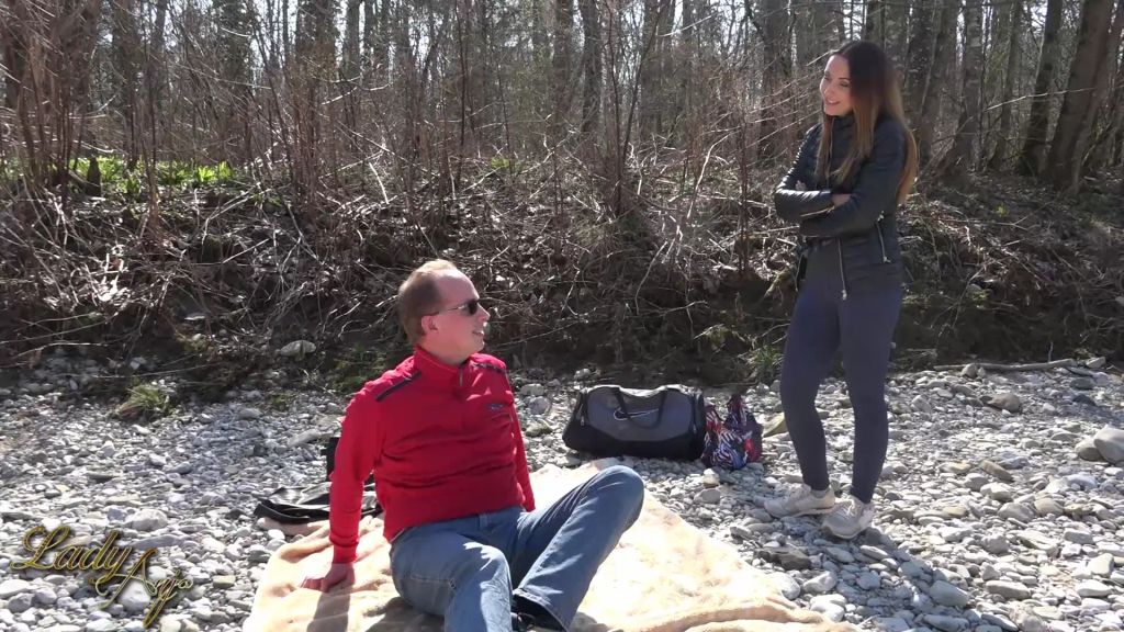 sexy foto nr. 7 von Vom Loser zum Glückspilz: Erstes Treffen mit Geldübergabe