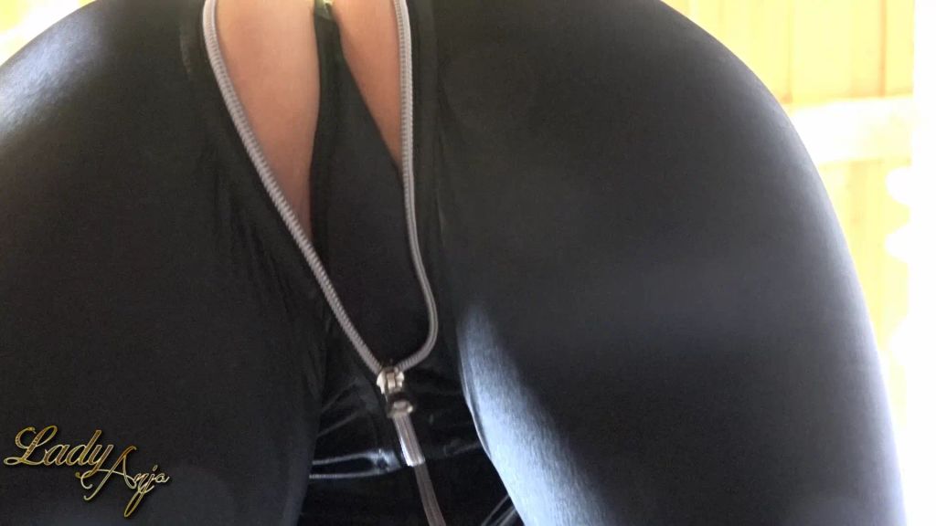 sexy foto nr. 9 von Weg mit deiner Hackfresse!