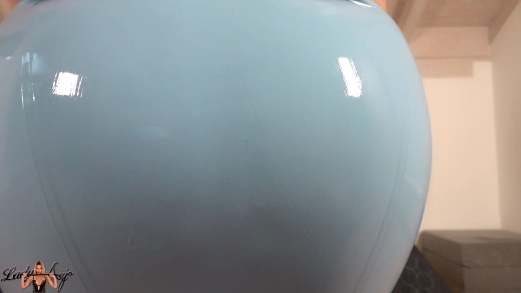 sexy foto nr. 5 von Hirnfickende Latex ASMR Sounds