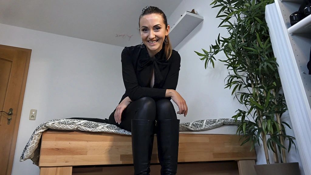 sexy foto nr. 10 von Geil auf Leder-Stiefel? Glotzen, wichsen, spritzen