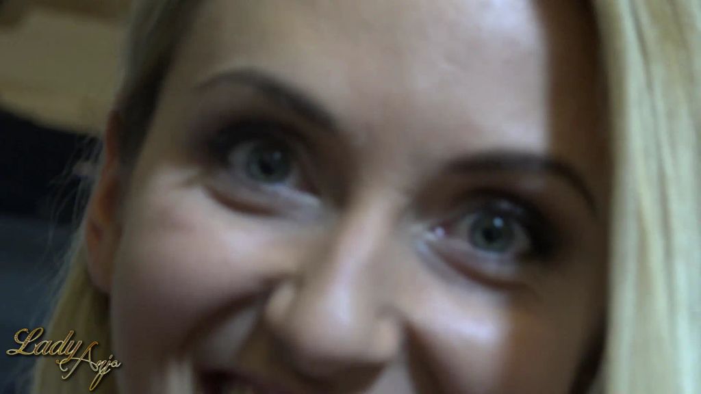 sexy foto nr. 6 von Gnadenlos abhängig! Kein Entkommen!